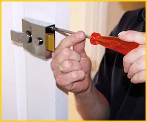 Exclusive Locksmith Service Bradenton, FL 941-564-3317 Exclusive Locksmith Service Bradenton, FL 941-564-3317 - 10-lock-smiths